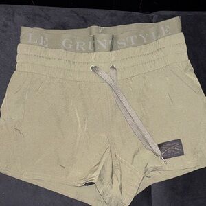 Gruntstyle Women’s Shorts
